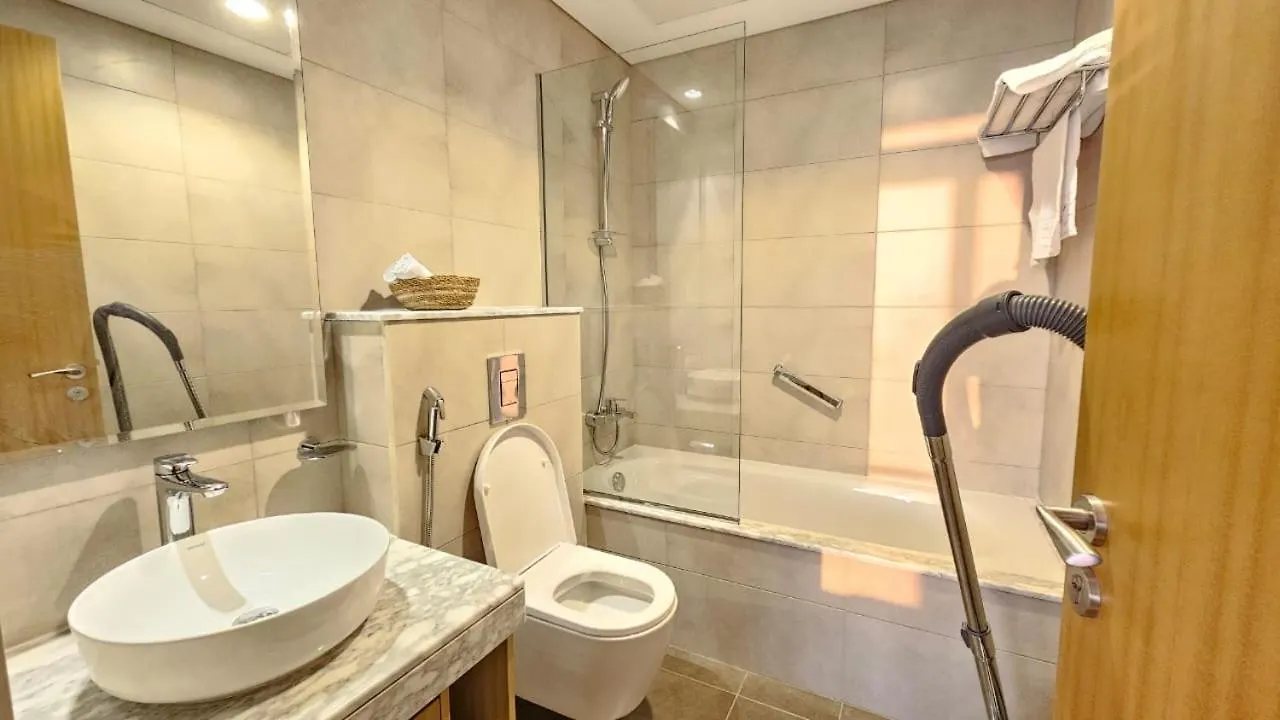 Apartamento Luxurious 54Th Floor With Splendid Sky And Seaview - Downtown Dubái