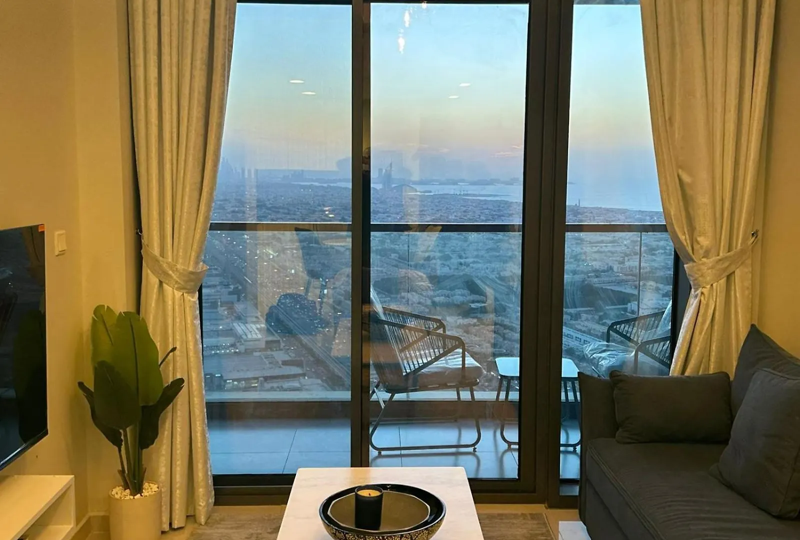 Apartamento Luxurious 54Th Floor With Splendid Sky And Seaview - Downtown Dubái 0*,