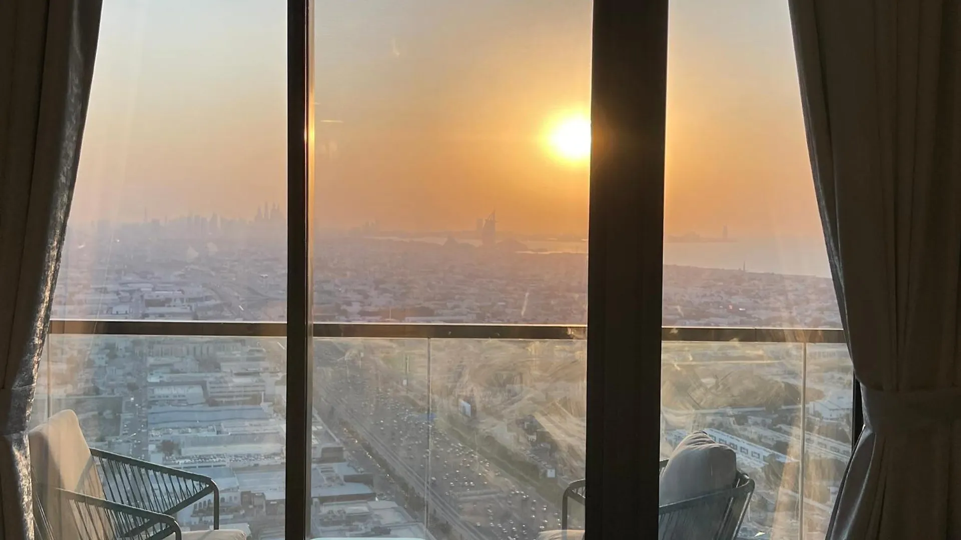 Apartamento Luxurious 54Th Floor With Splendid Sky And Seaview - Downtown Dubái 0*,  Emiratos Árabes Unidos